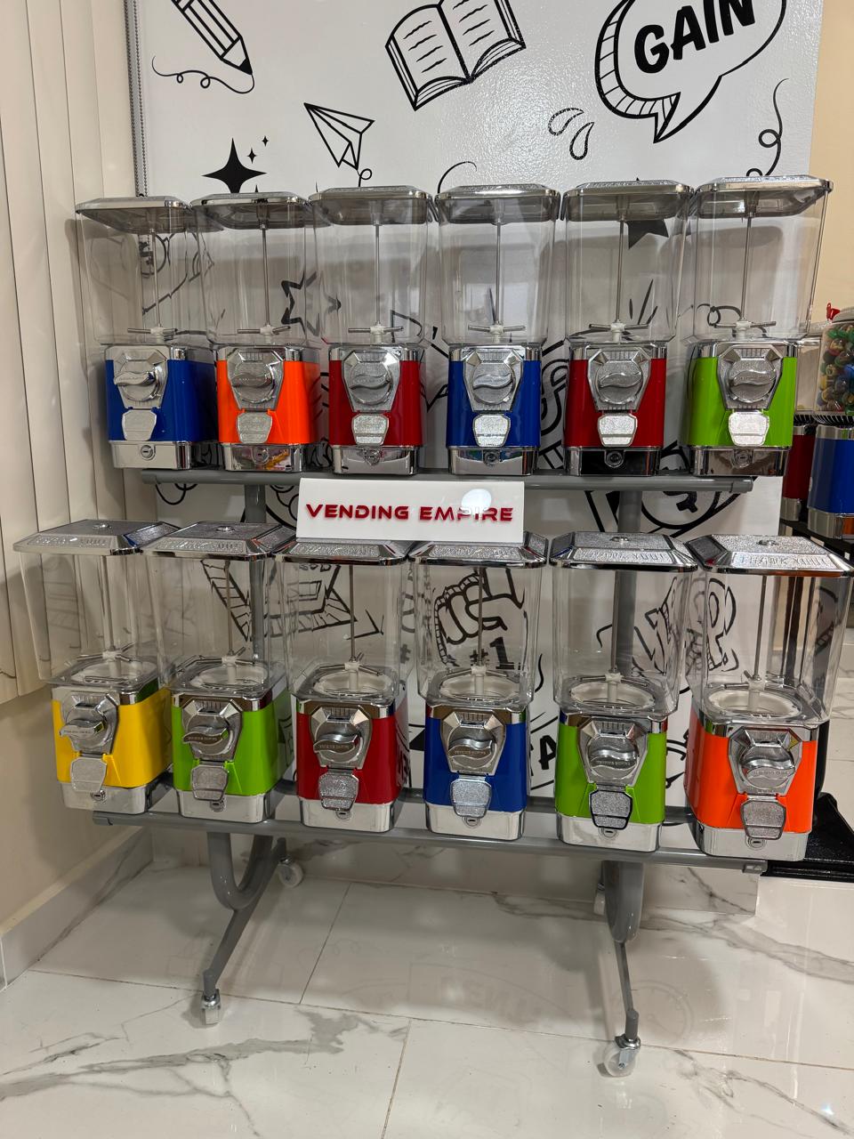 Chain Rack Vending Machine Rack con 12 Maquinas Vending Premium de 1″